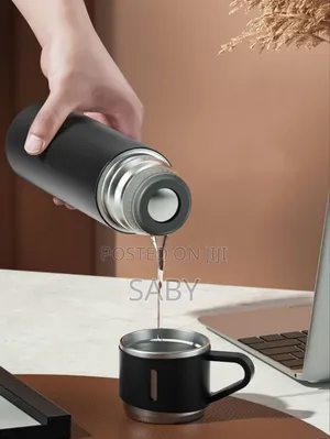 Photo - 1* Stainless Steel Vacuum Flask
2* Share Water Cup