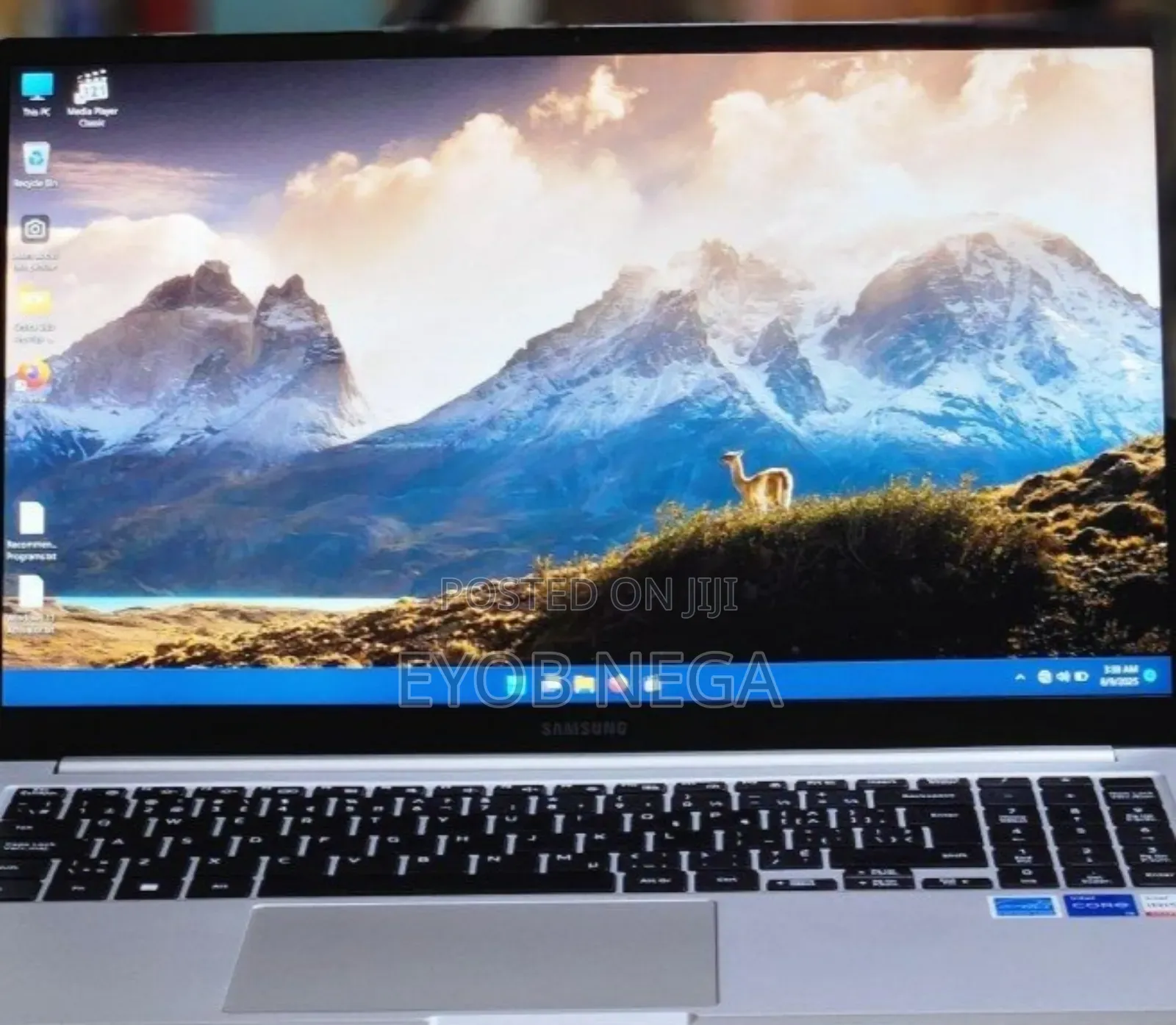 New Laptop Samsung 8GB Intel Core I5 SSD 256GB