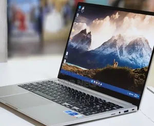 New Laptop Samsung 8GB Intel Core I5 SSD 256GB