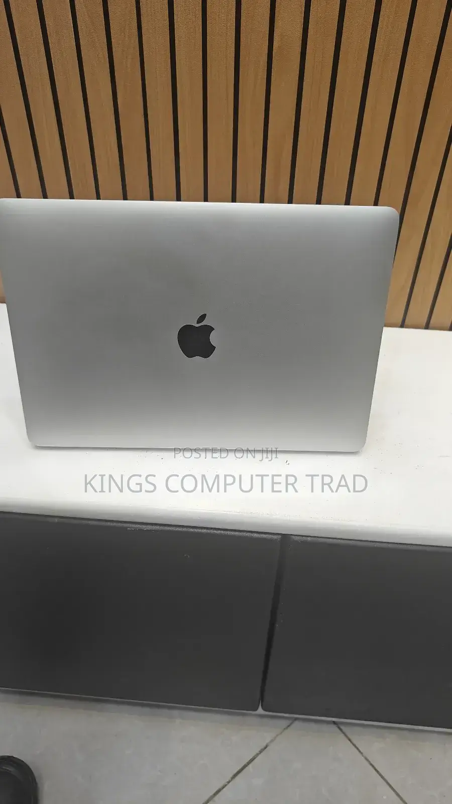 New Laptop Apple MacBook Pro 2020 16GB Apple M1 Pro SSD 512GB