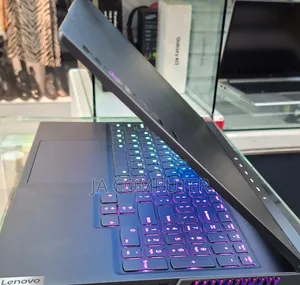 New Laptop Lenovo 16GB AMD Ryzen 9 SSD 1T