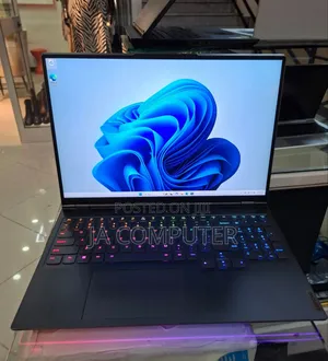New Laptop Lenovo 16GB AMD Ryzen 9 SSD 1T