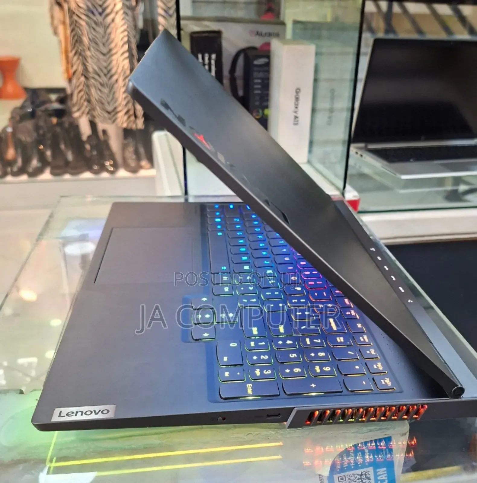 New Laptop Lenovo 16GB AMD Ryzen 9 SSD 1T