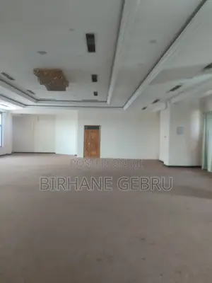 Space Luxury Apartiment Rent for Office