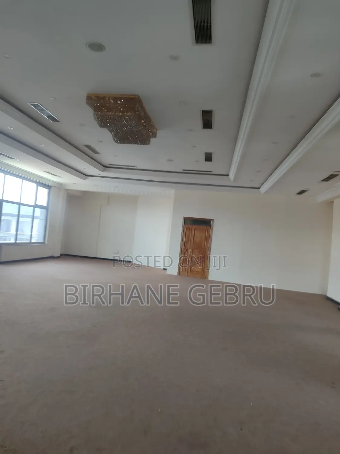 Space Luxury Apartiment Rent for Office