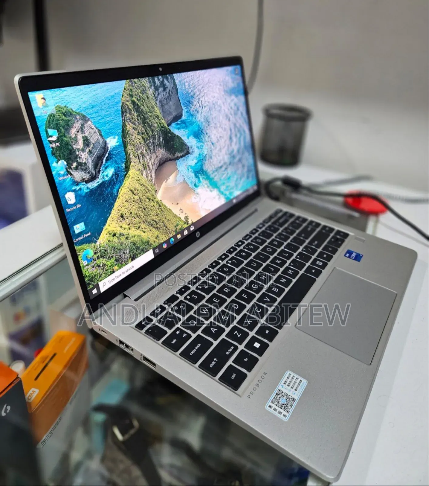 New Laptop HP ProBook 440 G10 16GB Intel Core I7 SSD 512GB