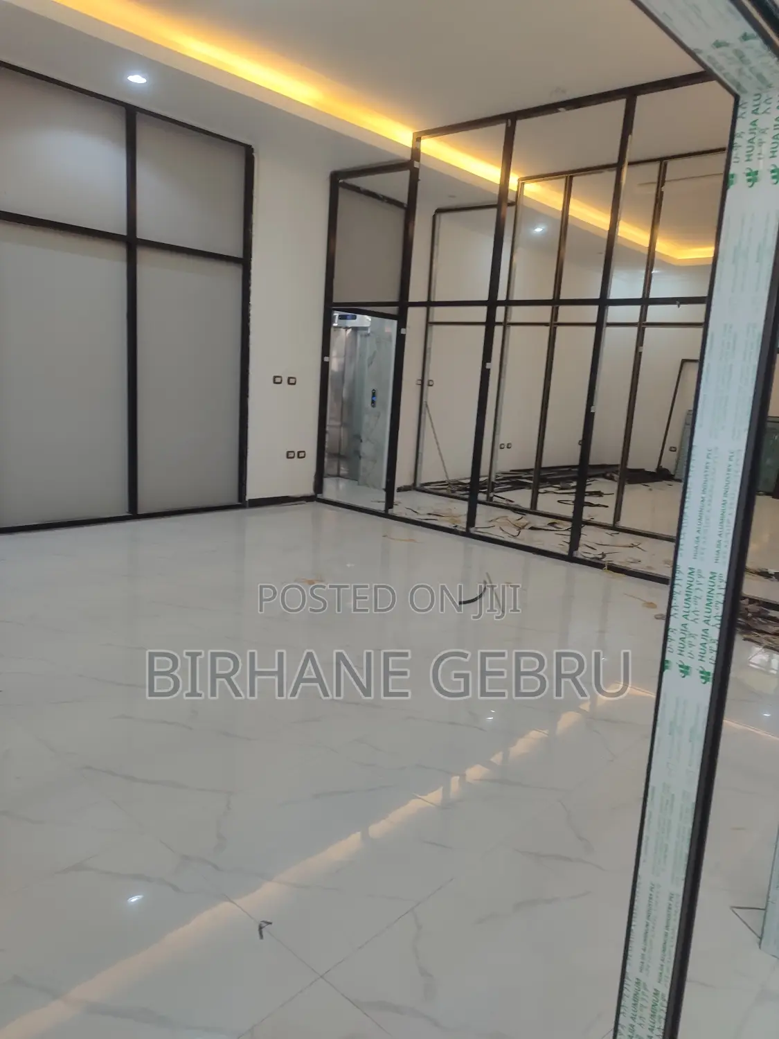 Luxury Space Apartiment Rent for Office