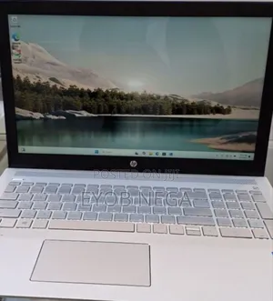 Laptop HP Pavilion 15 8GB Intel Core i7 HDD+SSD 1.5T