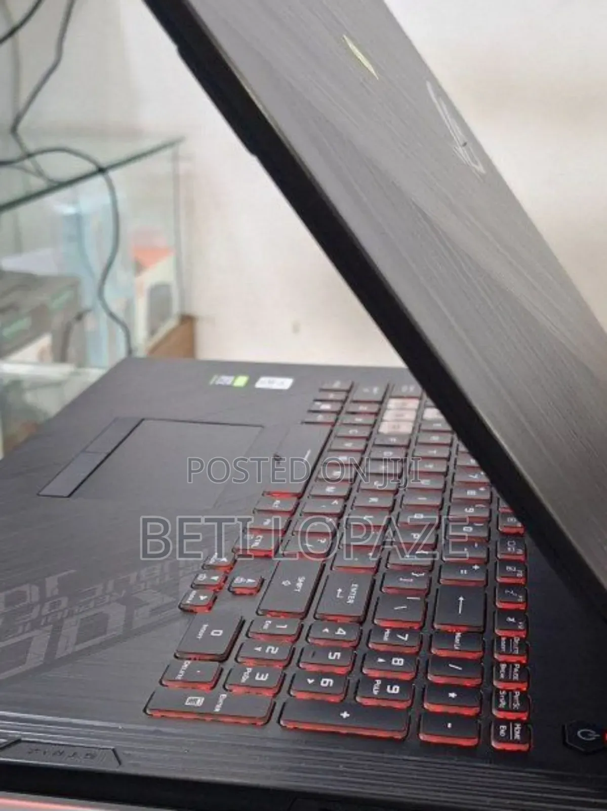 New Laptop Asus ROG Strix SCAR 15 16GB Intel Core I7 SSD 1T