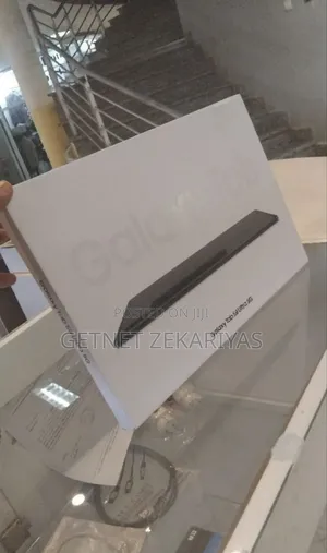 Photo - New Samsung Galaxy Tab S8 Ultra 256 GB