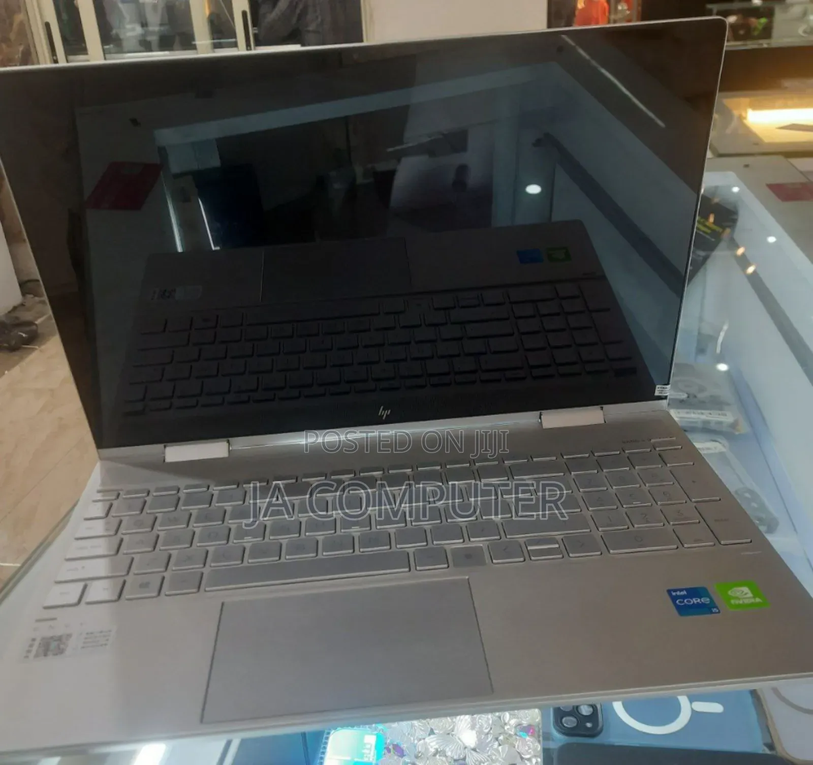 New Laptop HP Envy X360 16GB Intel Core I5 SSD 512GB
