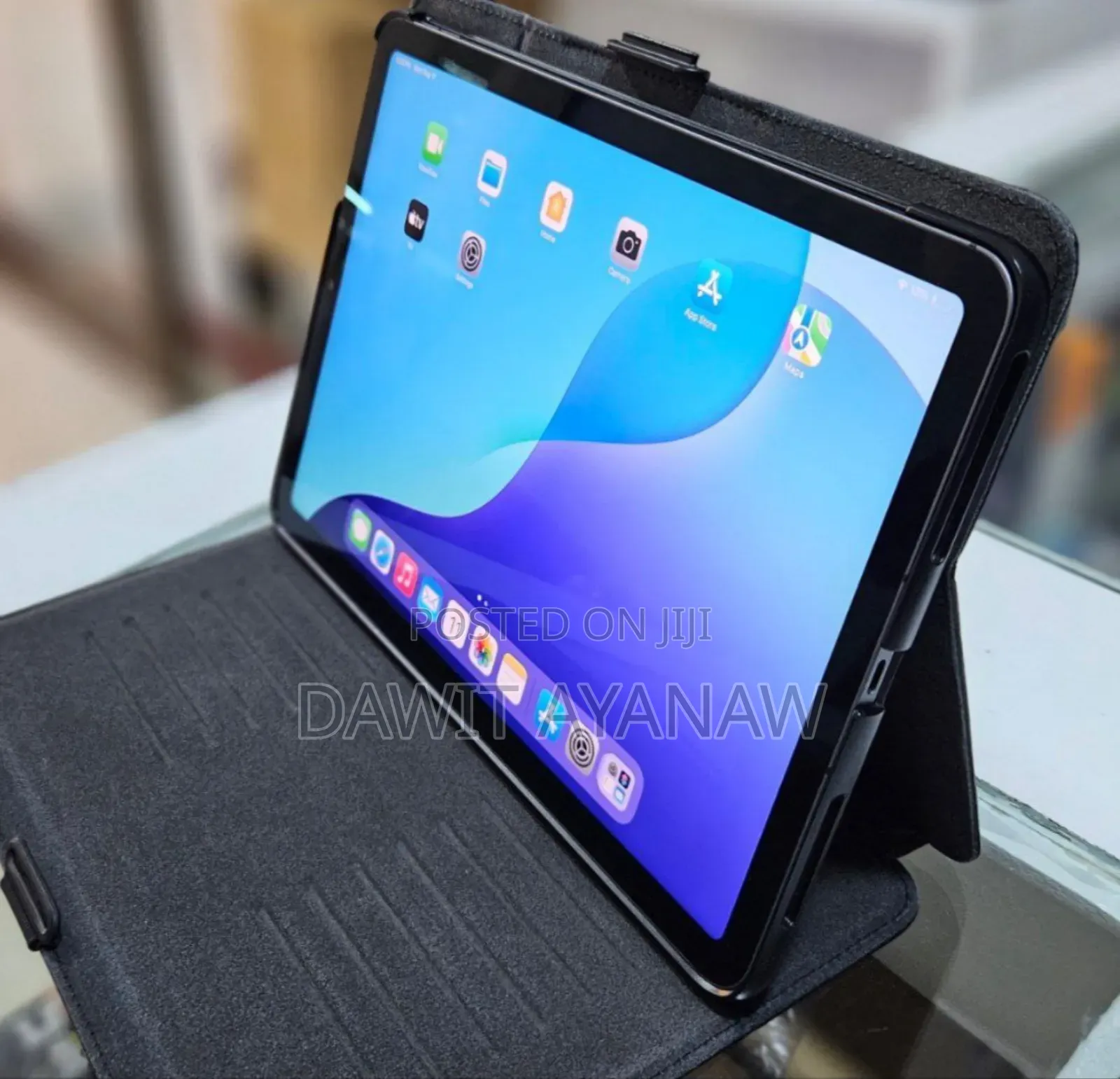 New Apple iPad Air (2022) 64 GB Silver