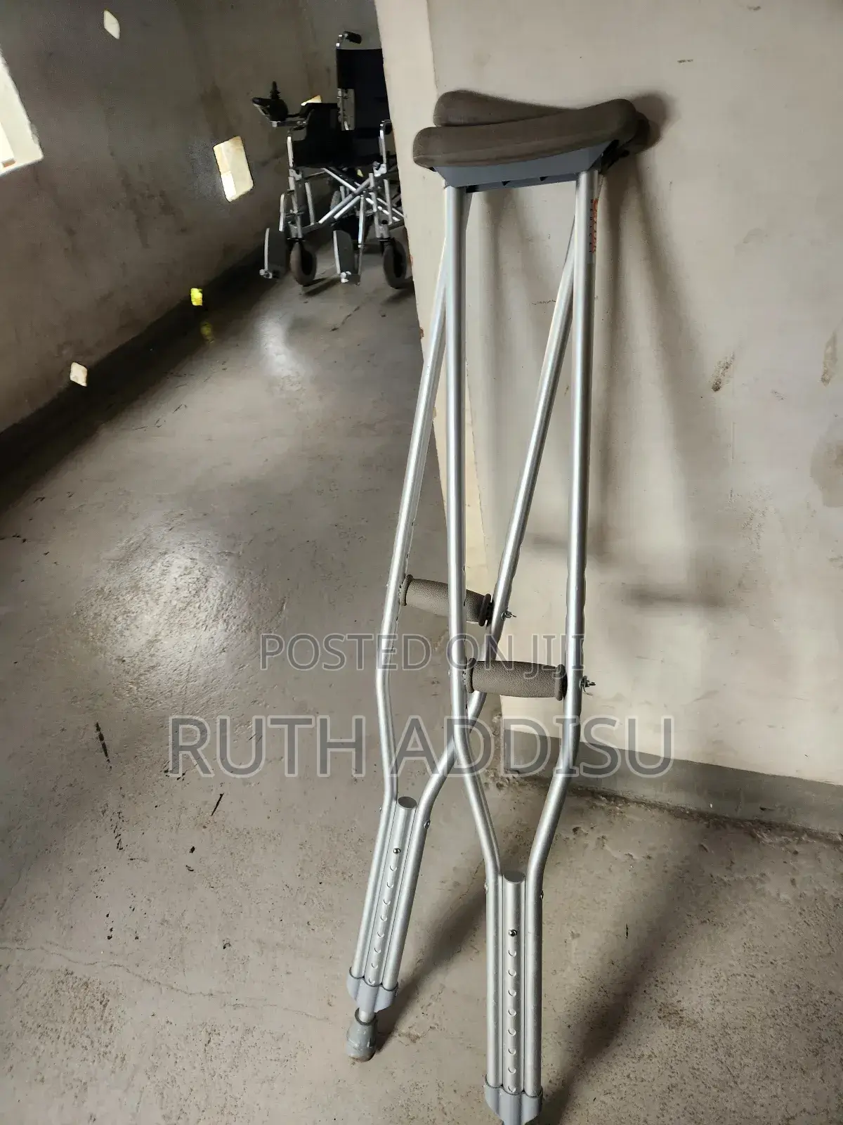 Axillary Bilateral Crutches威力crutches Medical Crutches New