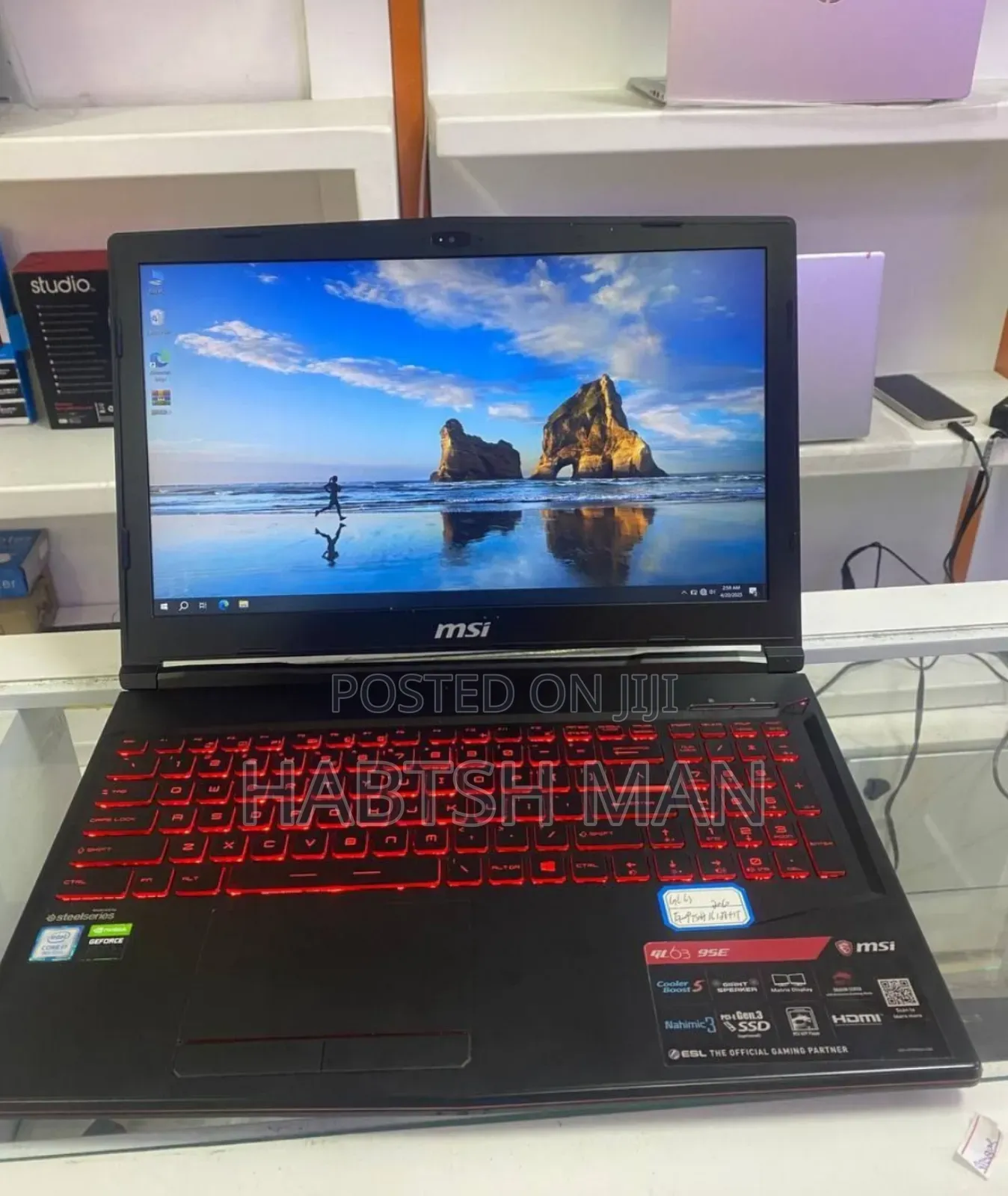 New Laptop MSI 16GB Intel Core I7 SSD 512GB