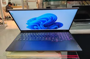 New Laptop Lenovo Legion 5 16GB AMD Ryzen 9 SSD 1T