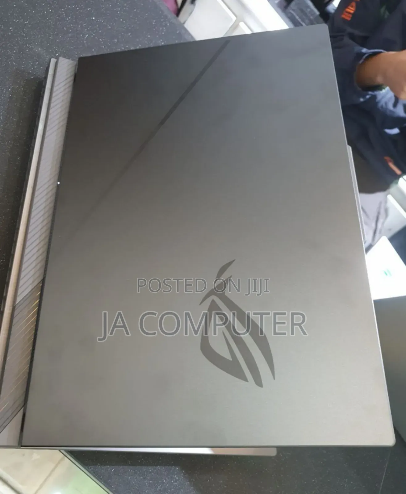 New Laptop Asus ROG Strix G16 G614 16GB AMD Ryzen 9 SSD 1T