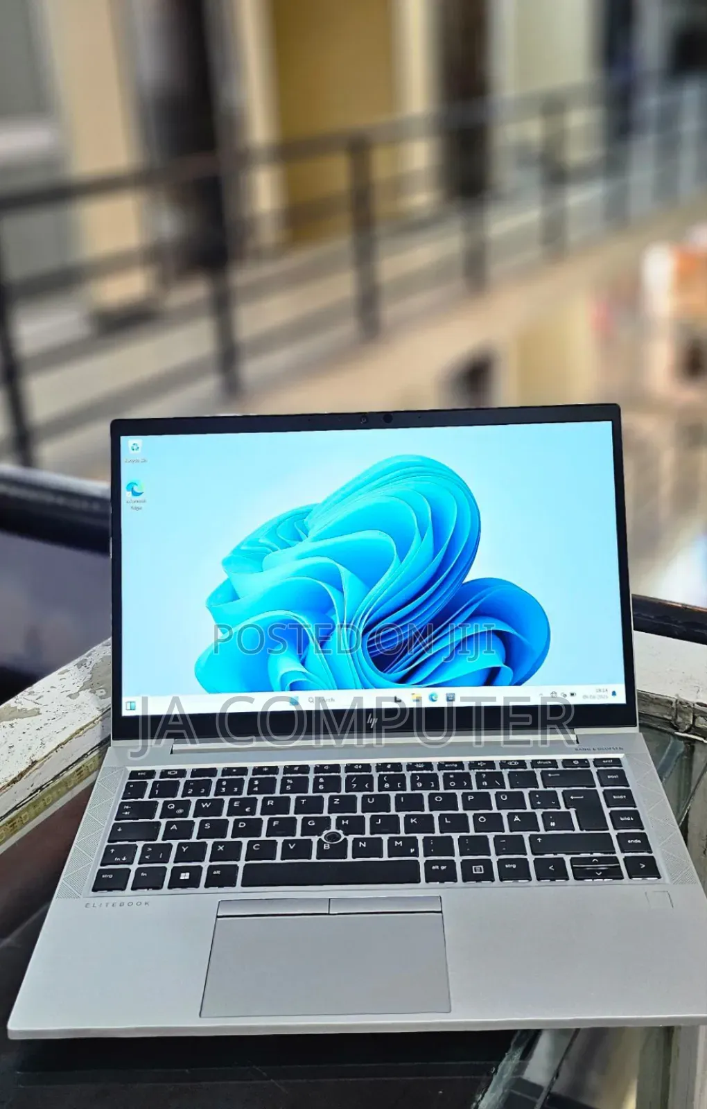 New Laptop HP EliteBook 840 G8 16GB Intel Core I5 SSD 512GB