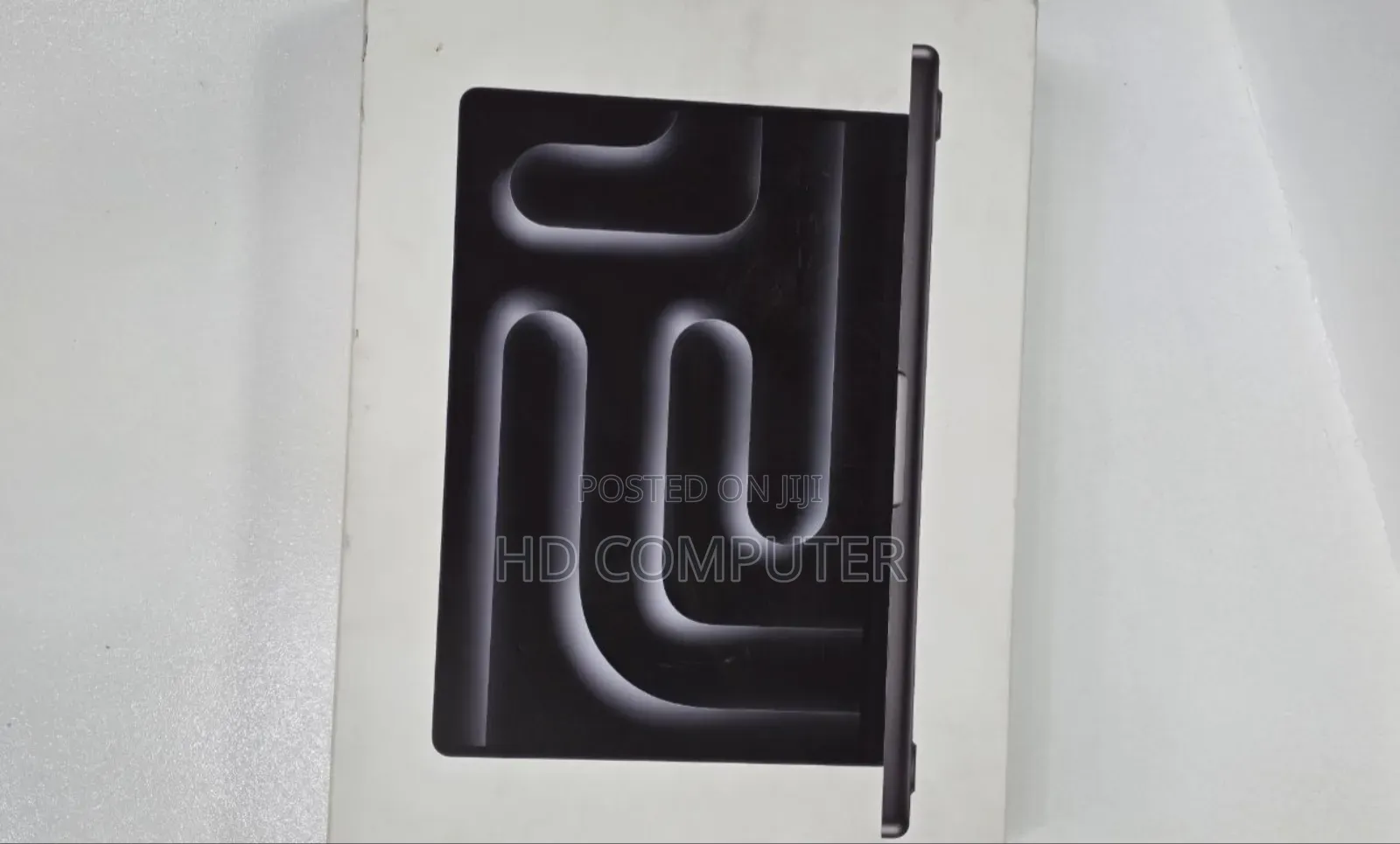 New Apple MacBook Pro 2024 M4 14-Inch 48GB Apple M4 Pro SSD 512GB