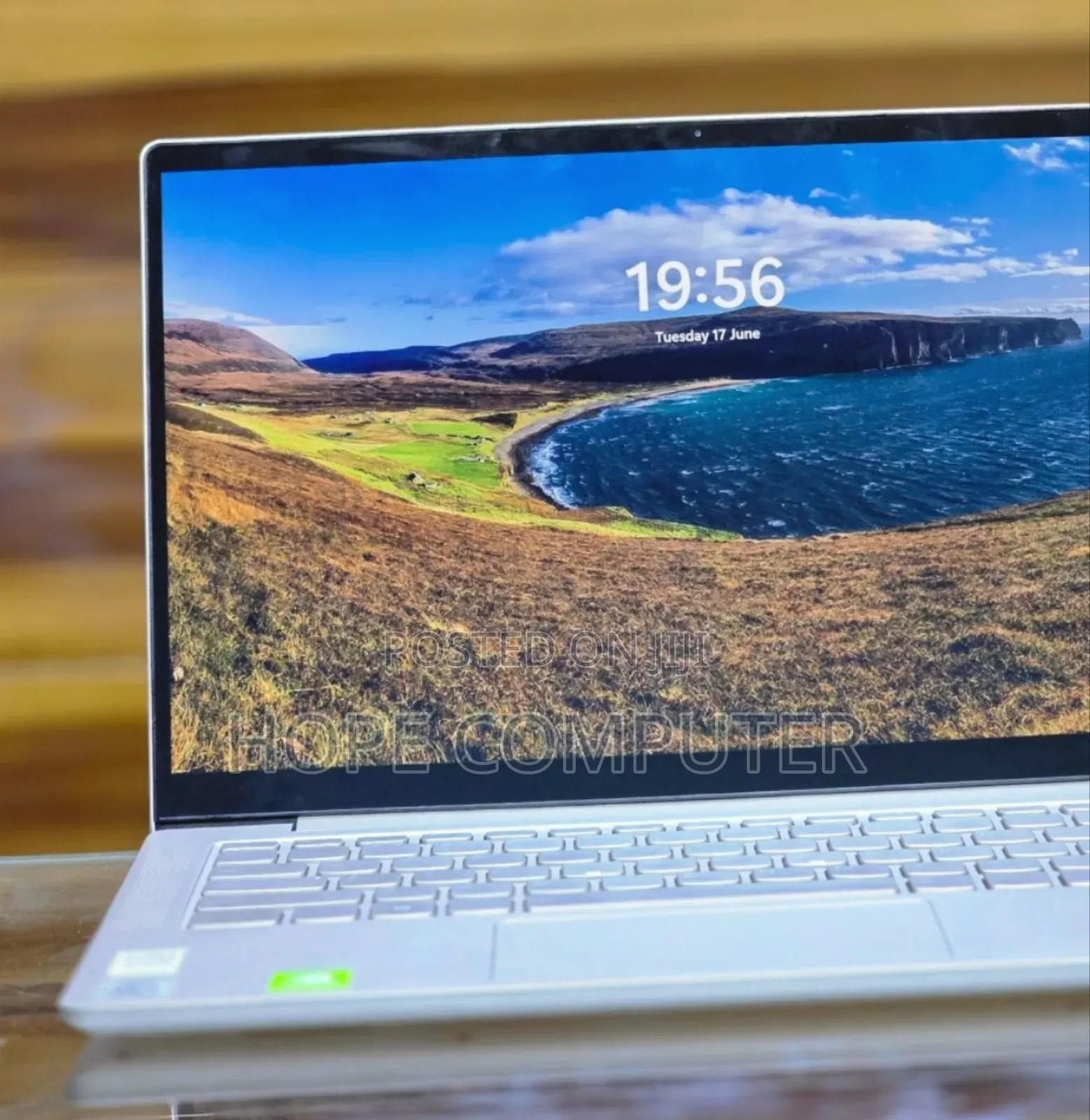 New Laptop Lenovo ThinkPad Yoga 8GB Intel Core I5 SSD 512GB