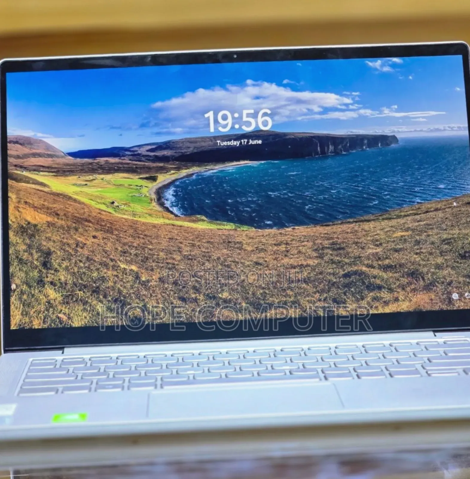 New Laptop Lenovo ThinkPad Yoga 8GB Intel Core I5 SSD 512GB