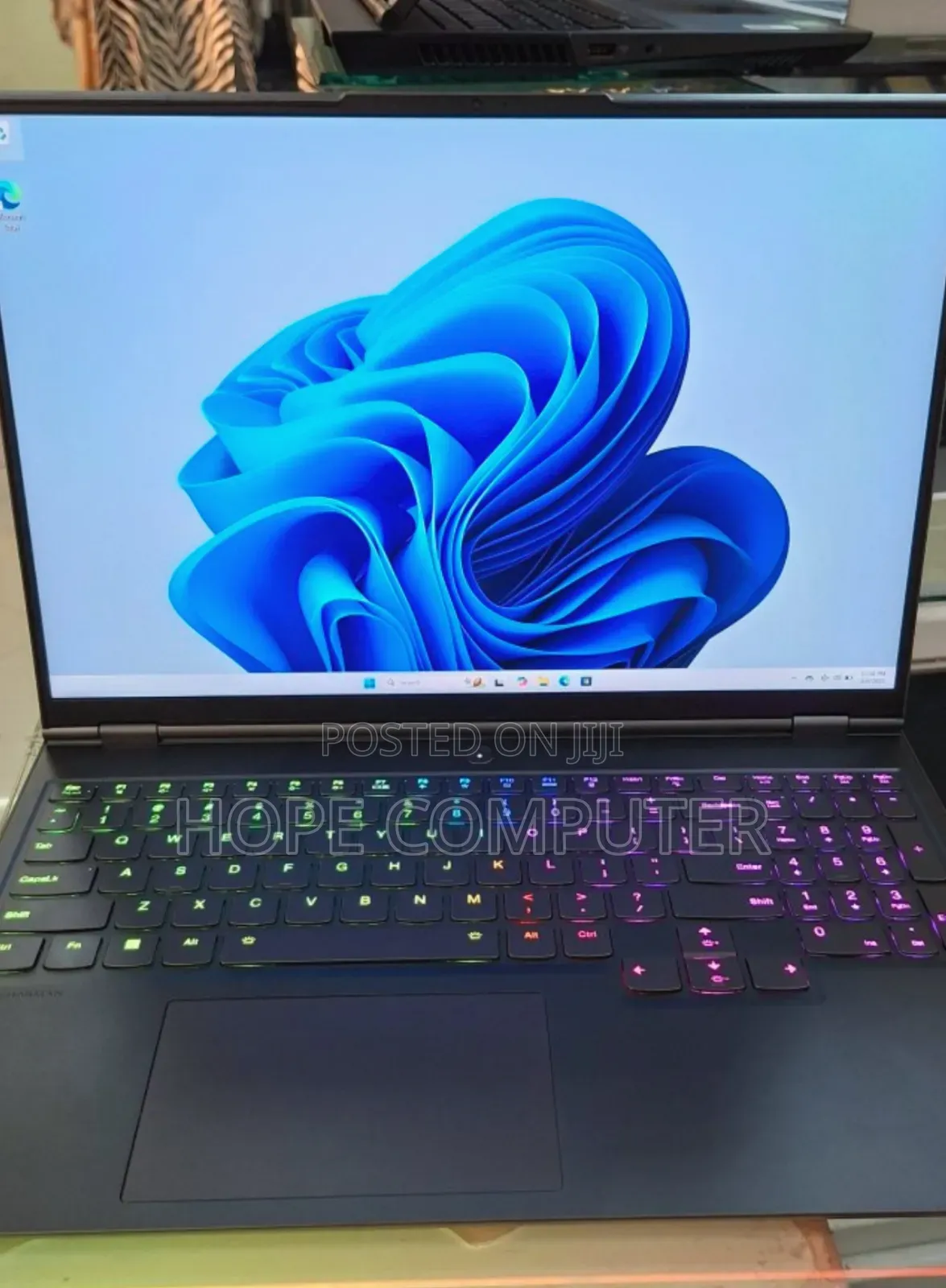 New Laptop Lenovo Legion 5 16GB AMD Ryzen 9 SSD 1T