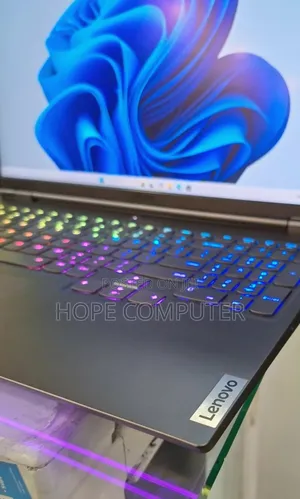New Laptop Lenovo Legion 5 16GB AMD Ryzen 9 SSD 1T