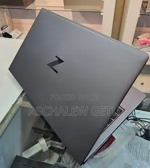 Photo - New Laptop HP ZBook 17 32GB Intel Core I7 SSD 1T