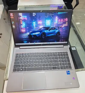 New Laptop HP ZBook 17 32GB Intel Core I7 SSD 1T