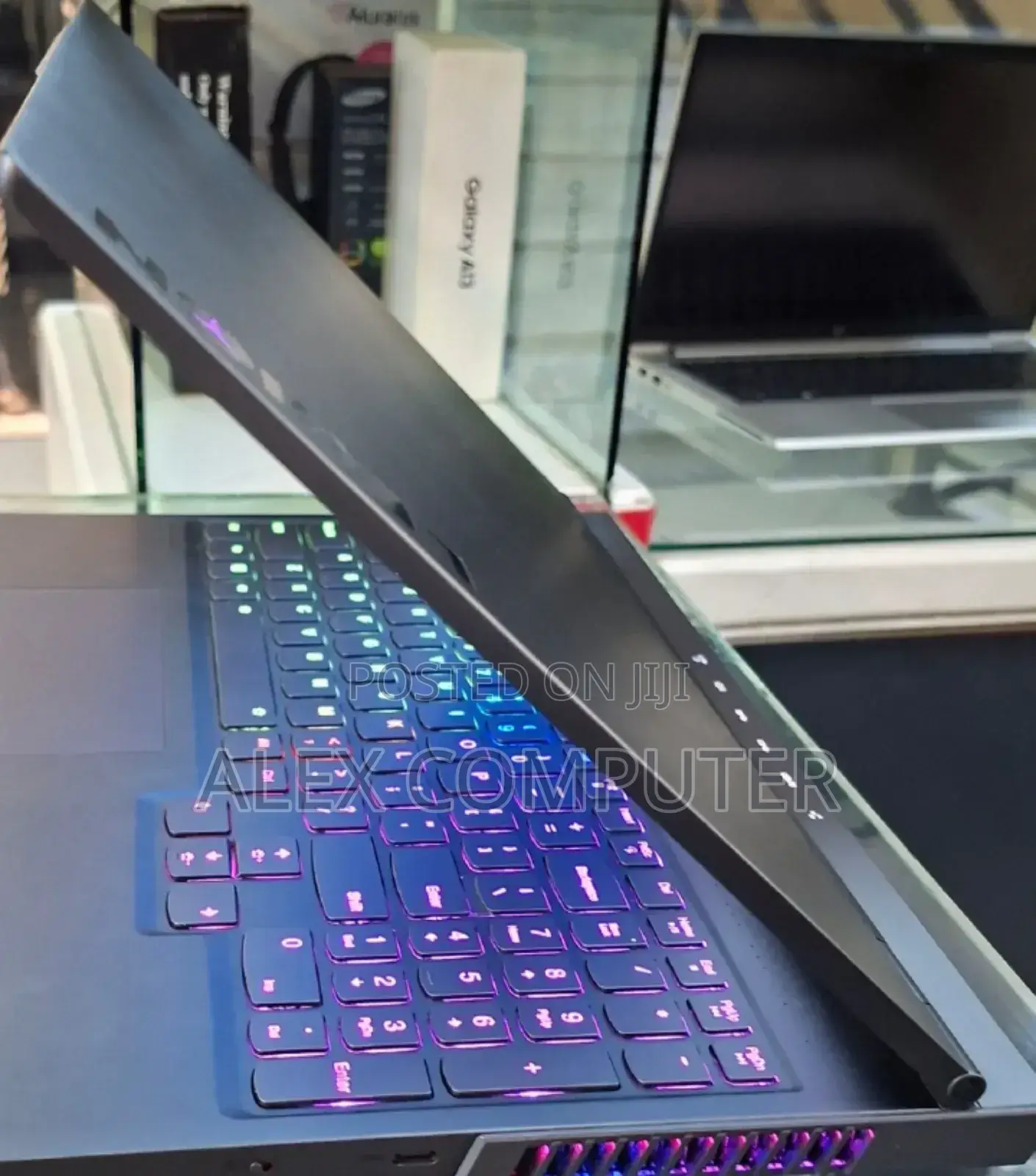 New Laptop Lenovo 16GB AMD Ryzen 7 SSD 1T