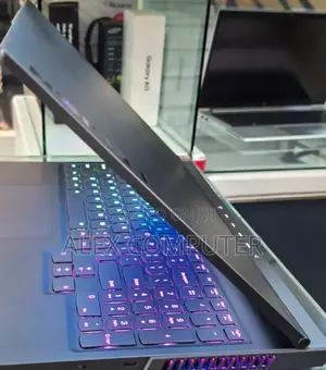 New Laptop Lenovo 16GB AMD Ryzen 7 SSD 1T