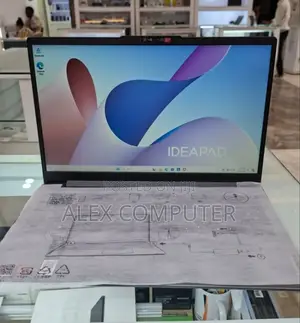 New Laptop Lenovo Ideapad 3 16GB AMD Ryzen 5 SSD 512GB