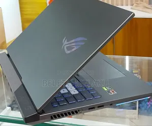 New Laptop Asus ROG Strix G17 16GB AMD Ryzen 7 SSD 1T