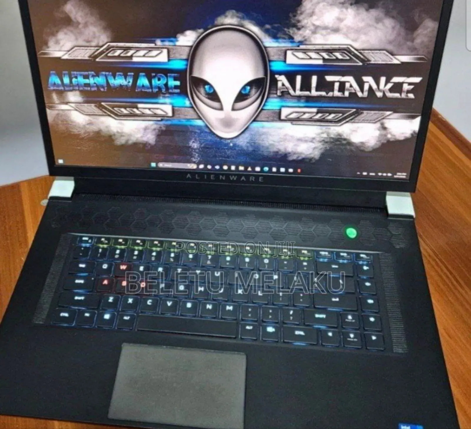 New Laptop Alienware M17x R2 16GB Intel Core I7 SSD 512GB