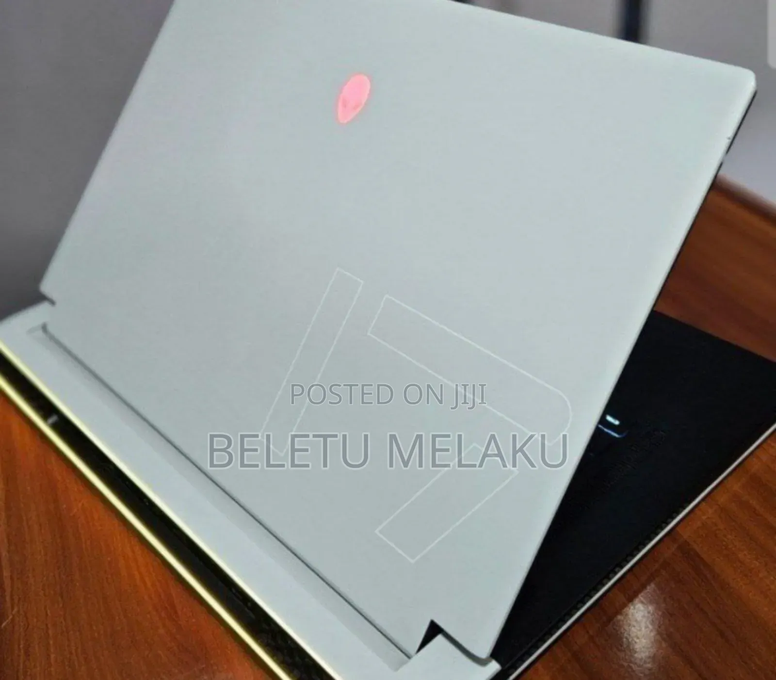 New Laptop Alienware M17x R2 16GB Intel Core I7 SSD 512GB