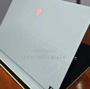 New Laptop Alienware M17x R2 16GB Intel Core I7 SSD 512GB