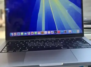 New Laptop Apple MacBook Pro M1 16GB SSD 512GB