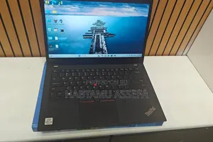 Photo - New Laptop Lenovo ThinkPad Yoga 16GB Intel Core I7 SSD 512GB