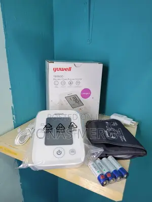 Photo - Bp Monitoring升艾blood Pressure Meter瓷0bp Meter, Wrist Meter