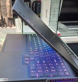 New Laptop Lenovo Legion 7 16GB AMD Ryzen 9 SSD 1T