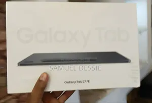 New Laptop Samsung 8GB SSD 256GB