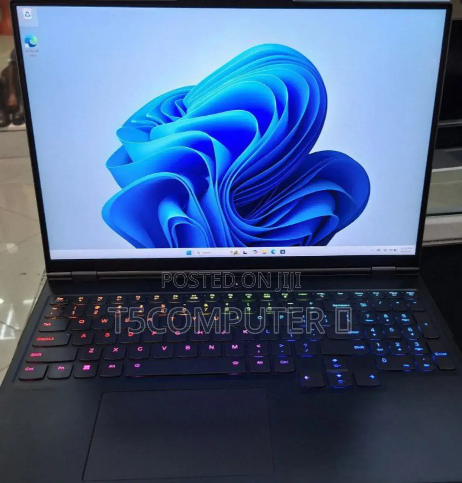New Laptop Lenovo Legion 5 16GB AMD Ryzen 9 SSD 1T