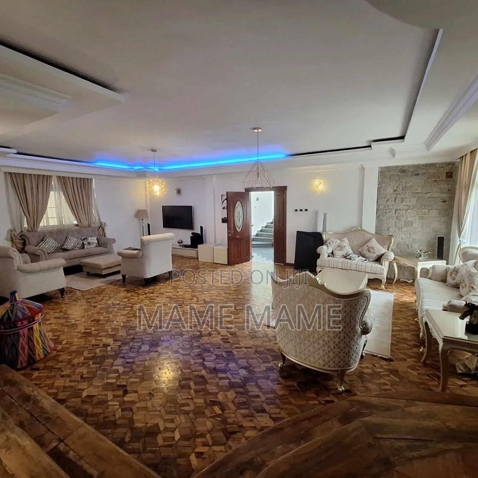 7bdrm House in Addis Abeba, Bole for sale