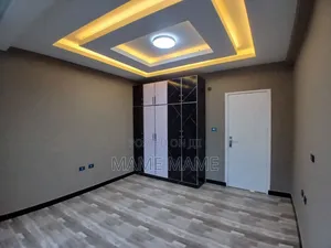 5bdrm Apartment in Addis Abeba, Bole for sale