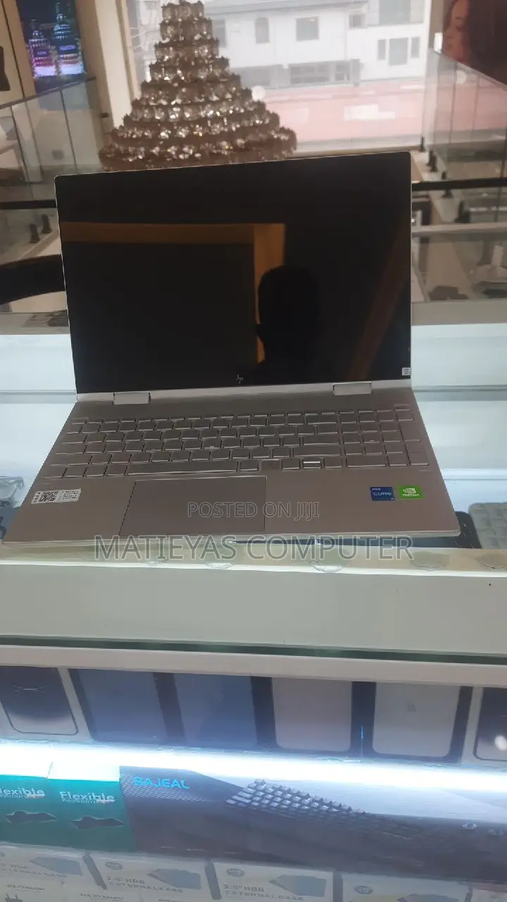 New Laptop HP Envy X360 16GB Intel Core I5 SSD 512GB