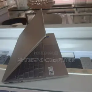 New Laptop HP Envy X360 16GB Intel Core I5 SSD 512GB