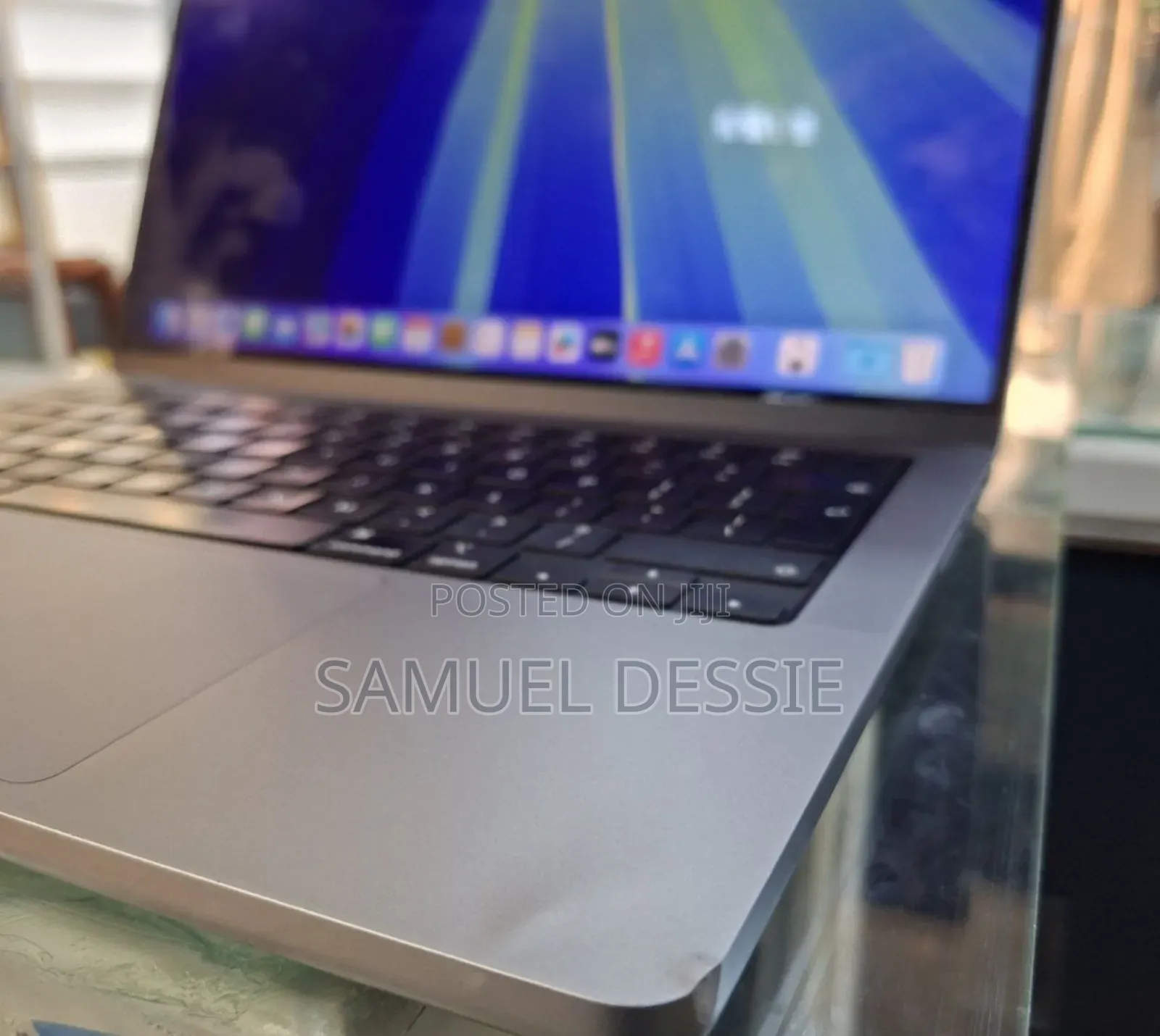 New Laptop Apple MacBook Pro 2021 M1 16GB Apple M1 SSD 512GB