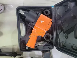 Photo - Air Impact Wrench 3/4" Twin Hammer