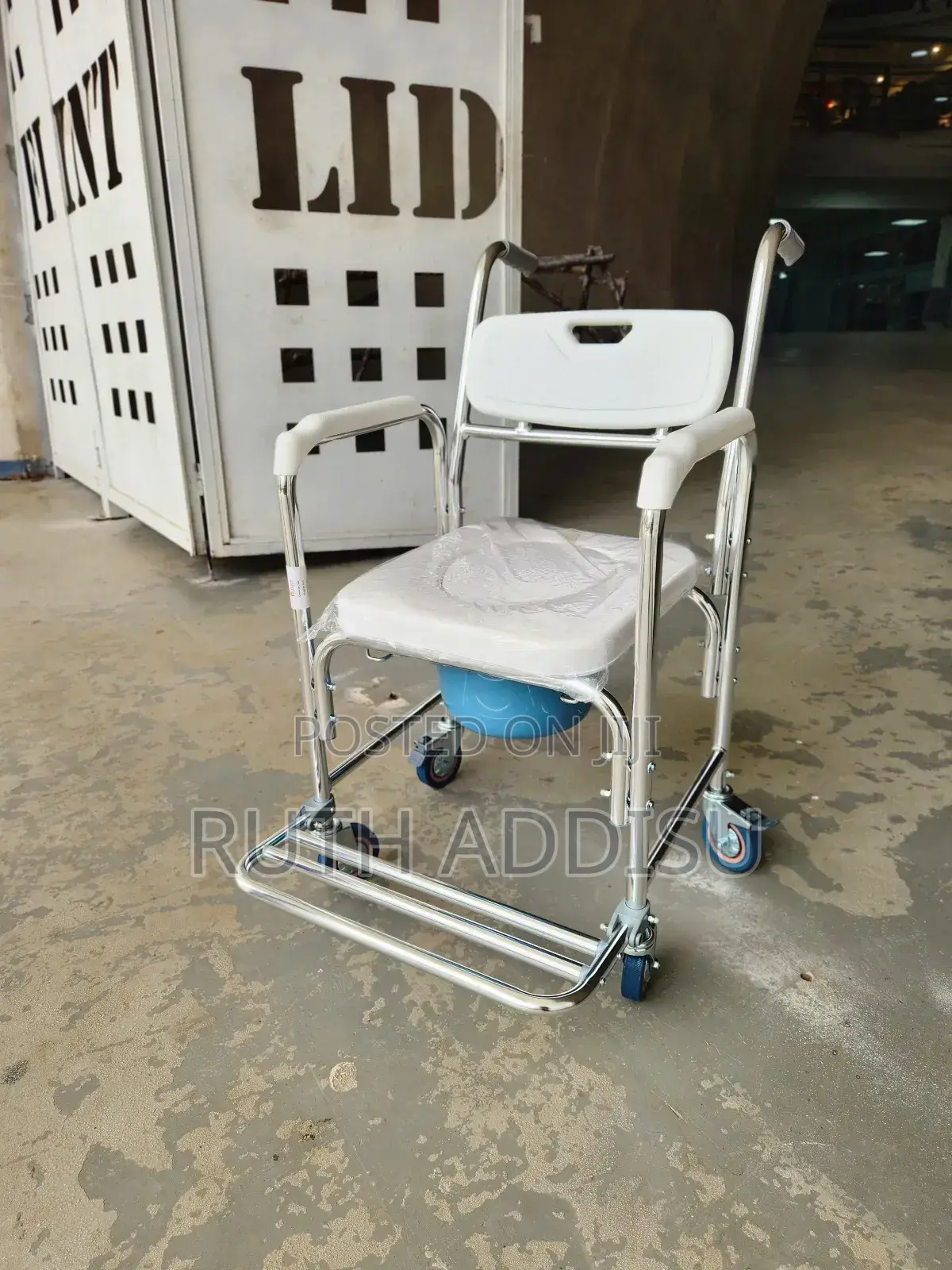 Wheelchair勿燥wheelchair質的wheelchair Commode Toilet Medical