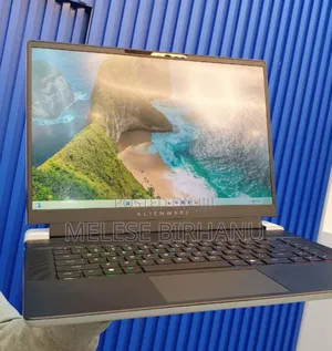 New Laptop Alienware M15 R3 32GB Intel Core Ultra 9 SSD 1T