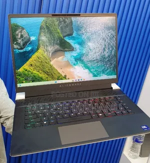 New Laptop Alienware M15 R3 32GB Intel Core Ultra 9 SSD 1T